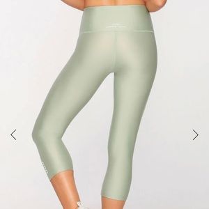 Lorna Jane Cropped Leggings XS